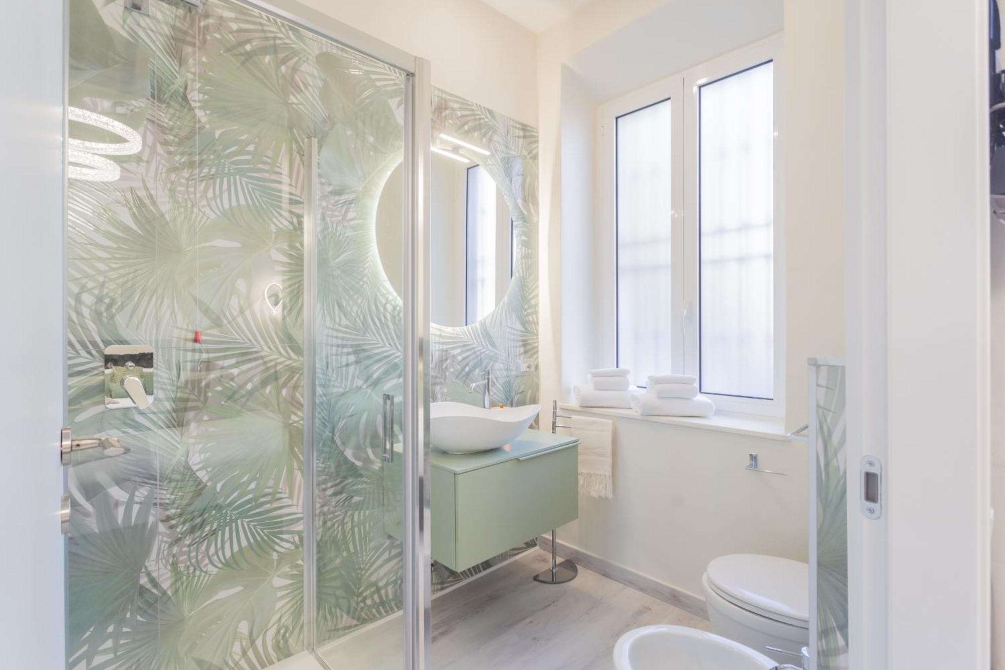 Cernobbio Dream Suites By Rent All Como Bagian luar foto