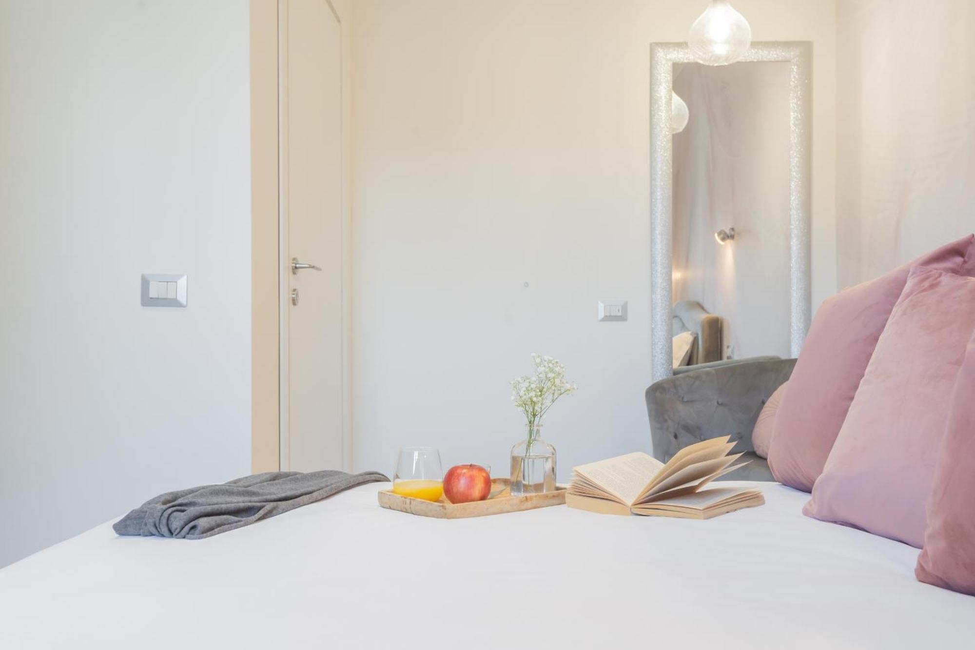 Cernobbio Dream Suites By Rent All Como Bagian luar foto