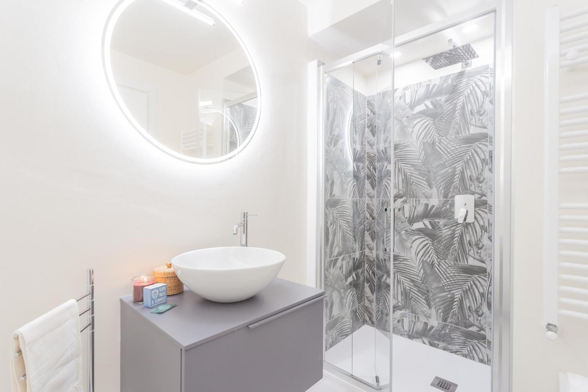 Cernobbio Dream Suites By Rent All Como Bagian luar foto